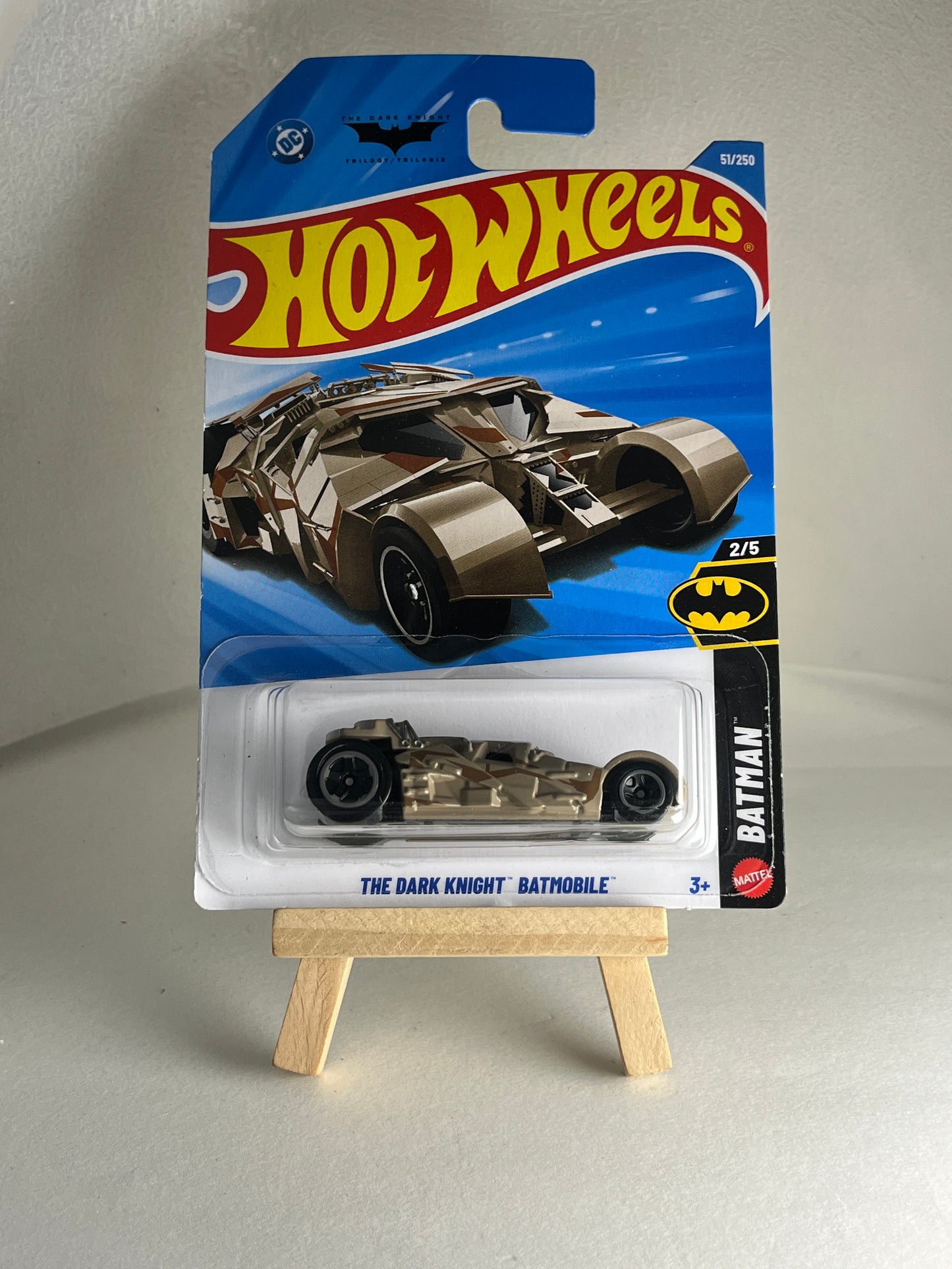 BATMOBILE THE DARK KNIGHT