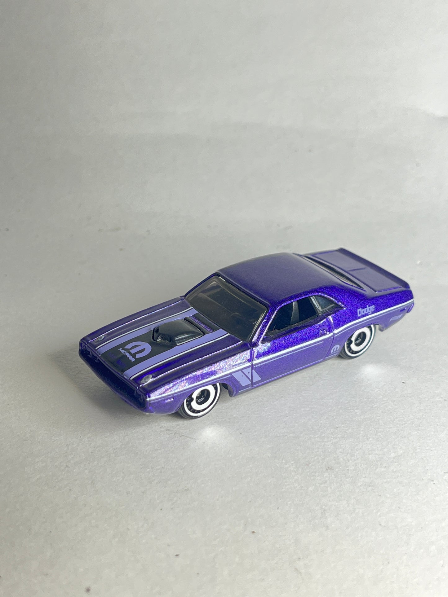 Uncarded dodge hemi charger