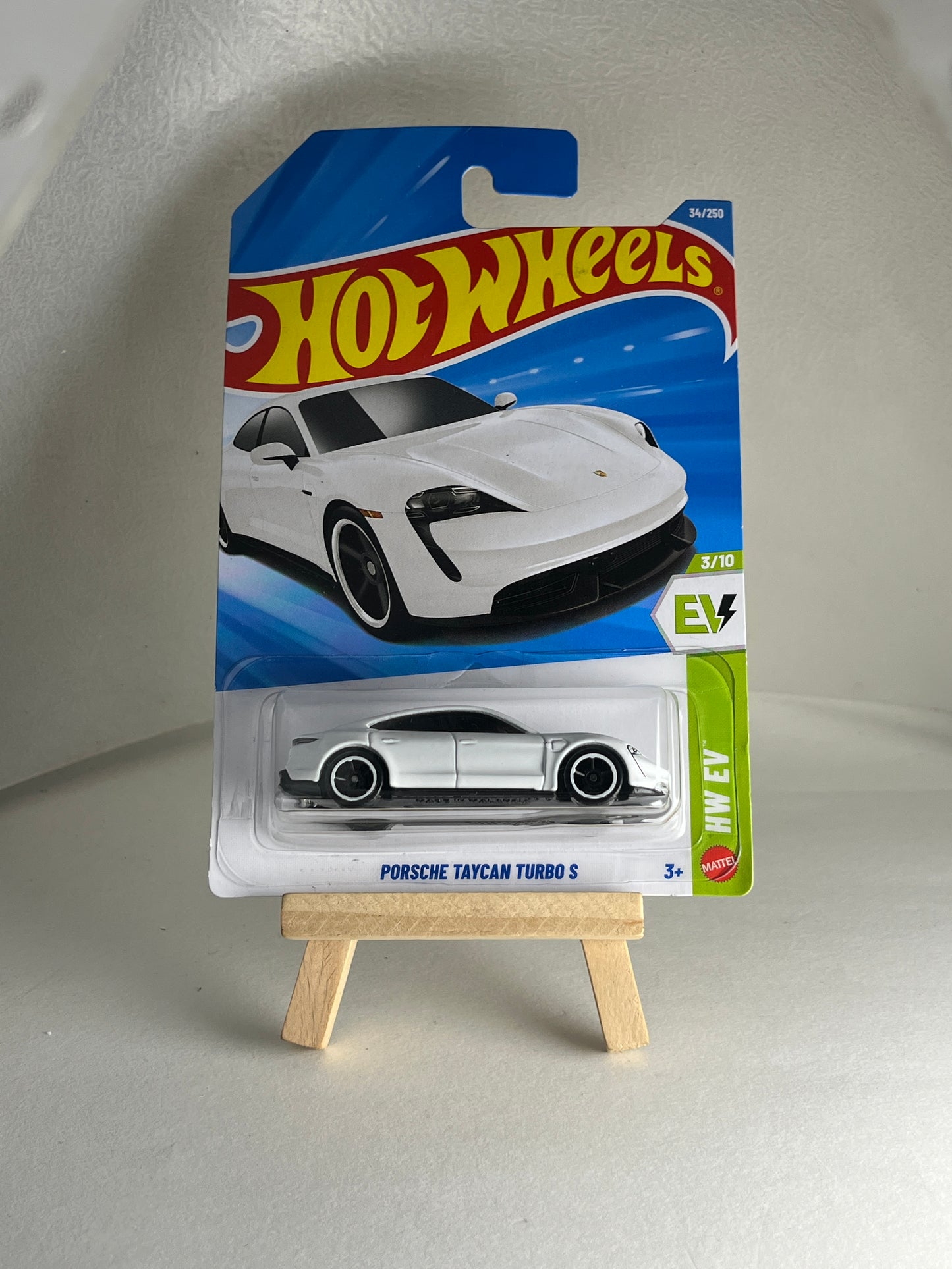 PORSCHE TYCAN TURBO S
