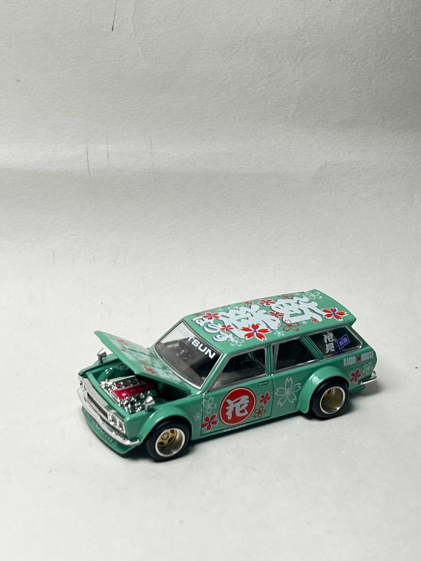 KAIDO HOUSE DATSUN WAGON