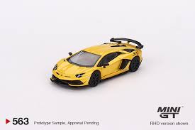MiniGT #563 Yellow Lamborghini Aventador SVJ Giallo Orion (BLISTER)